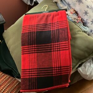 New Ralph Lauren 100% cotton red/black plaid sofa/chair throw blanket.